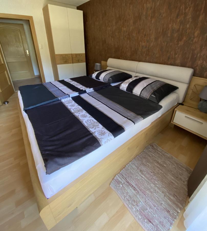 Apartment Au 10 *